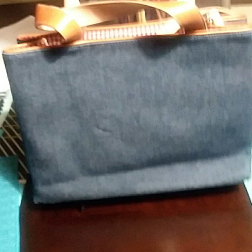Purse - Picture 2 of 2